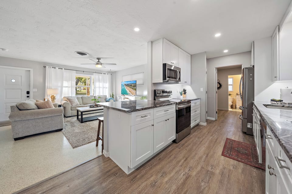 The fully-equipped kitchen is ready for your favorite culinary creations!