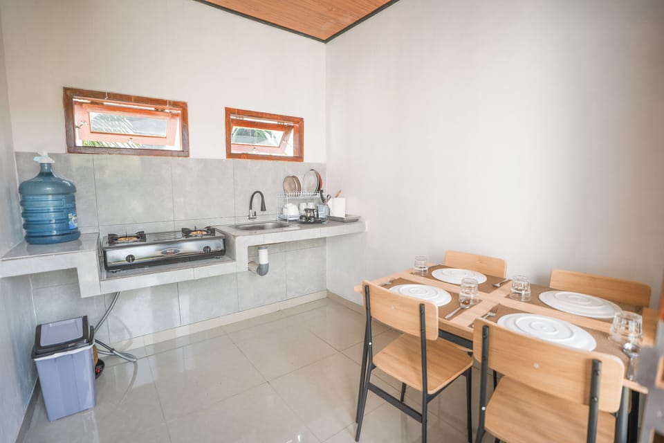 Deluxe Room | Shared kitchen | Electric kettle