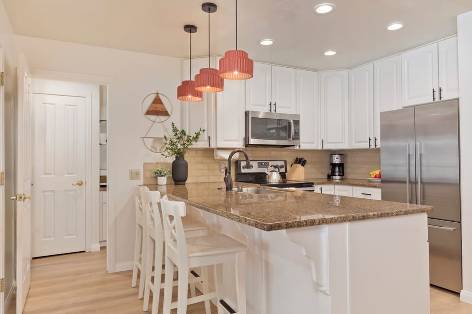 Well-appointed kitchen with everything you need to enjoy dinners by the fire