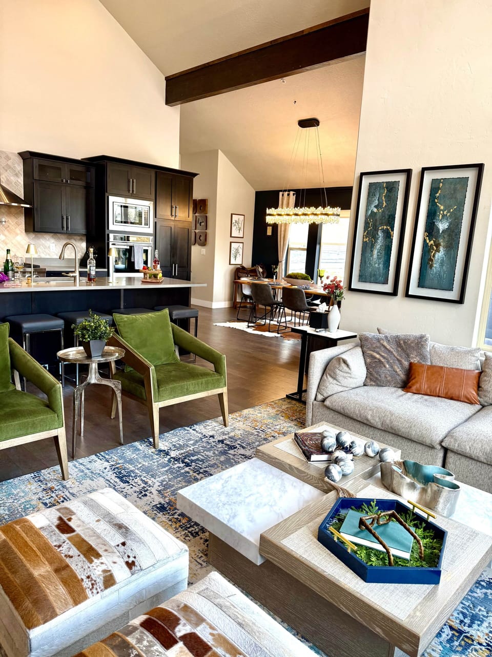 Island kitchen that can sit 6 