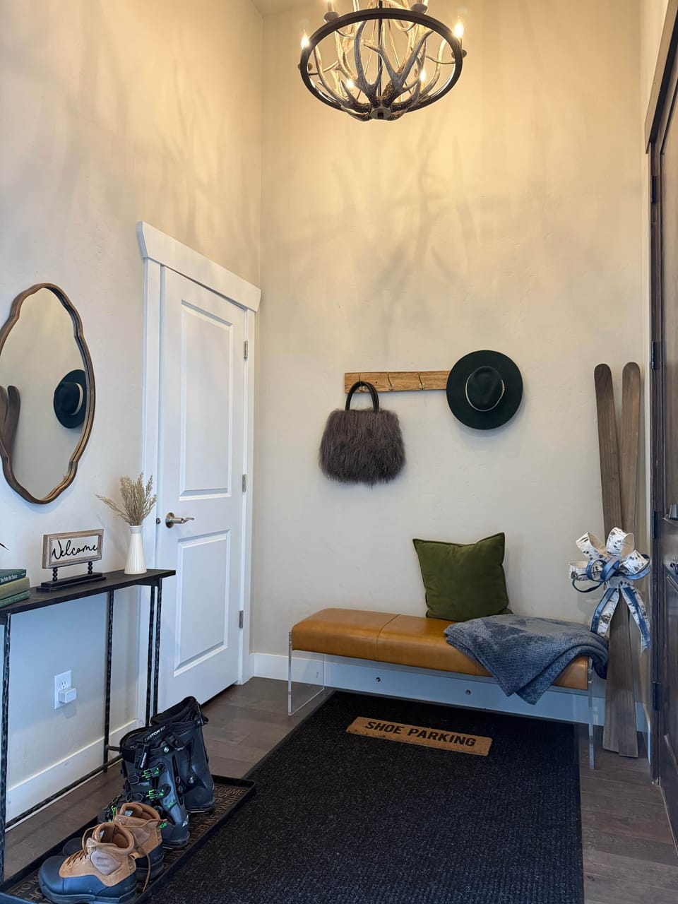 Entryway with bench coat area 