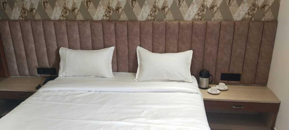 Deluxe Room | Free WiFi