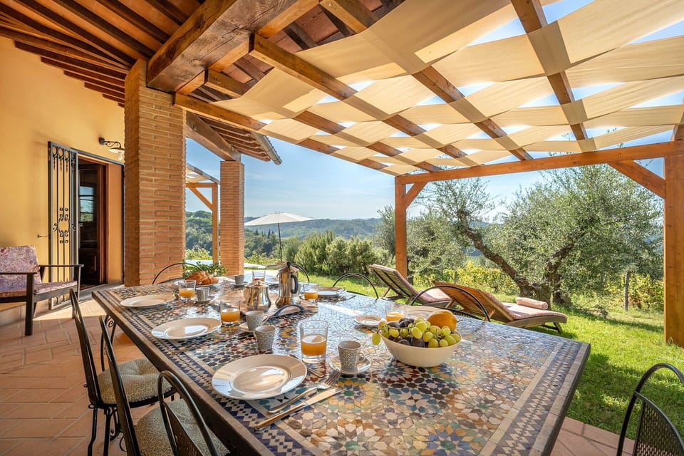 Furniture, Chair, Eco Hotel, Kitchen & Dining Room Table, Resort, Shade, Garden, Landscaping, Farmhouse, Outdoor Structure