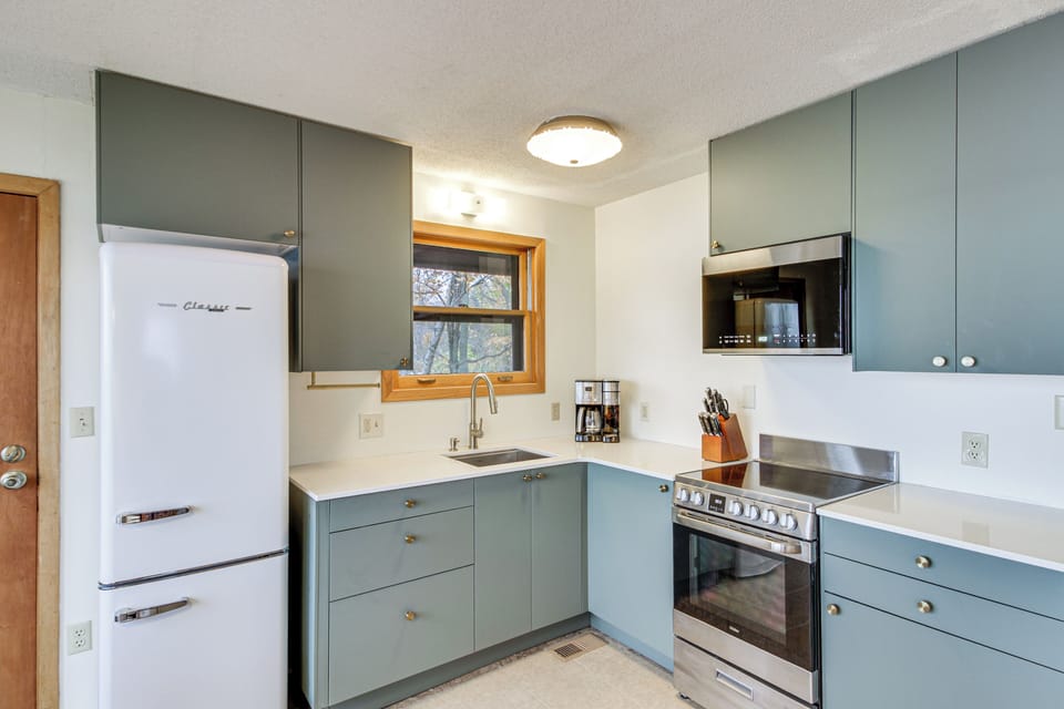 Kitchen | Cooking Basics | Upper Level