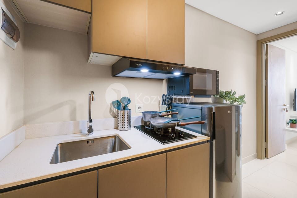 Apartment, 1 Bedroom, Ocean View | Private kitchen | Full-size fridge, microwave, stovetop, rice cooker