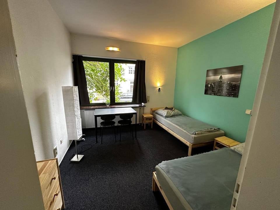 Standard Twin Room | Free WiFi