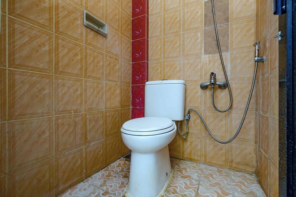 Deluxe Double Room | Bathroom | Shower