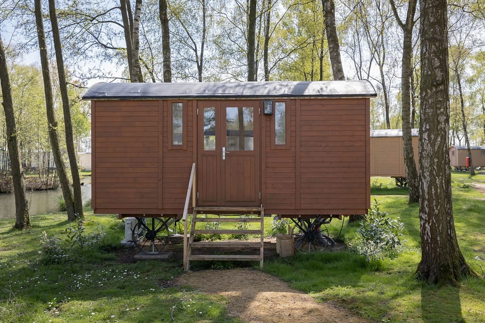 Camping Papillon Kinrooi - Gypsy wagon for 2 people - front
