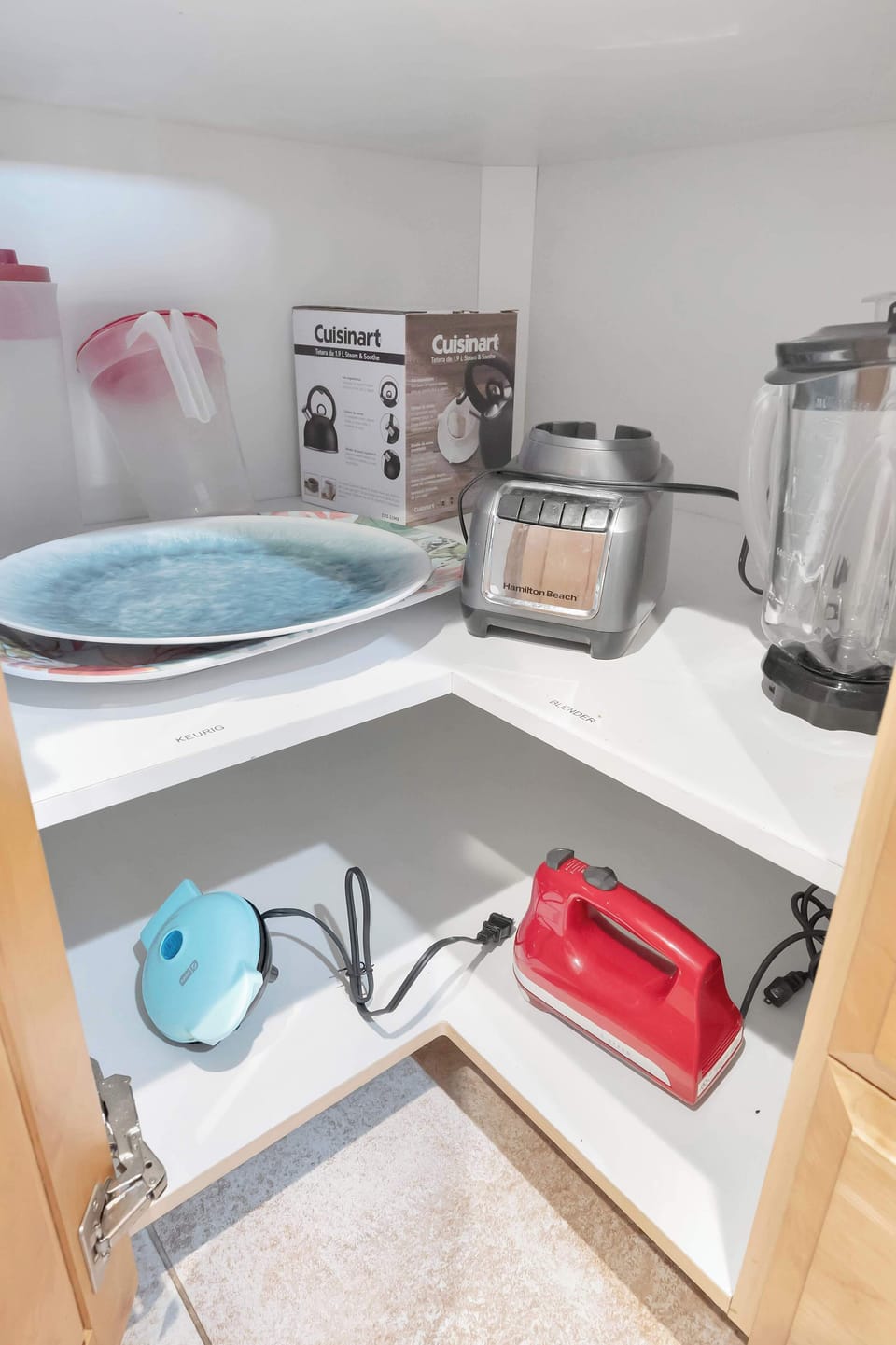 Small appliances ready for your breakfast smoothies!