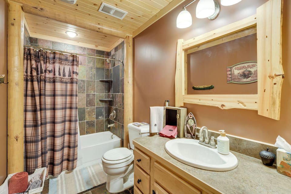 Cozy Benoit Lake Cabin w/ Hot Tub & Views Cottage in Wisconsin