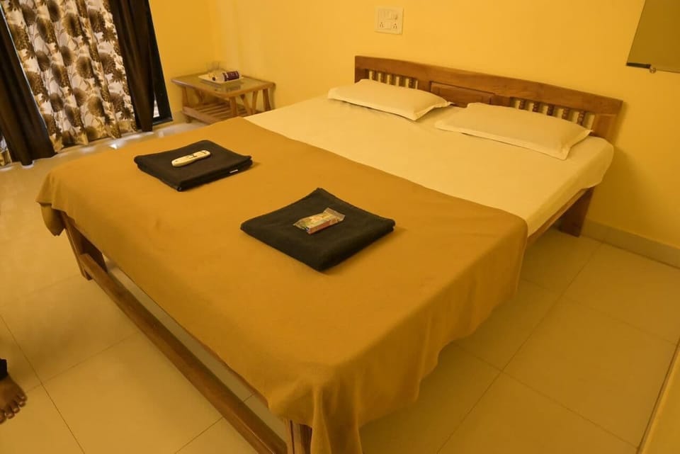 Standard Room, Beach View | Free WiFi