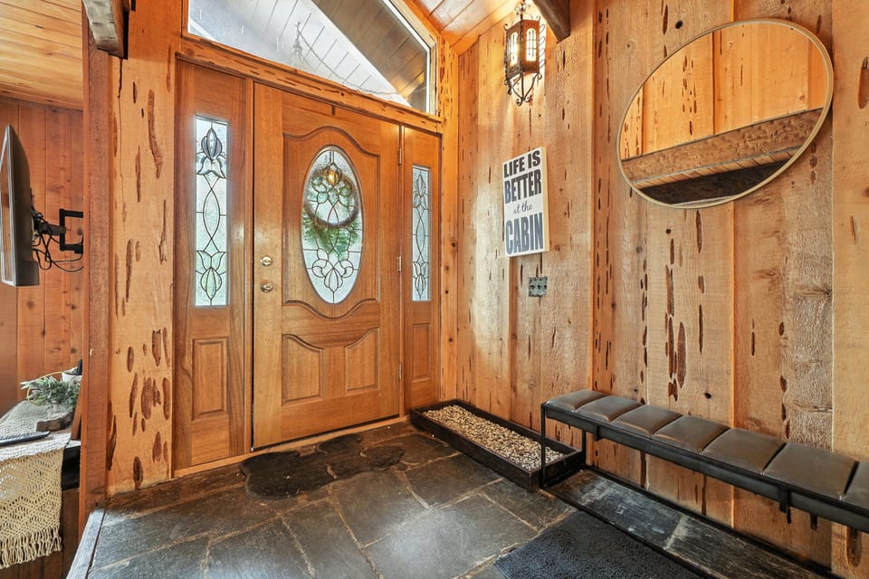 Cabin, 3 Bedrooms | Interior