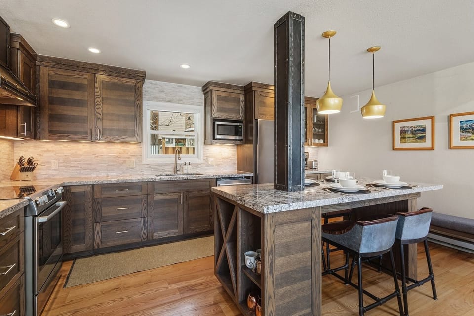 Condo, 2 Bedrooms | Private kitchen | Coffee/tea maker, fridge, oven, toaster