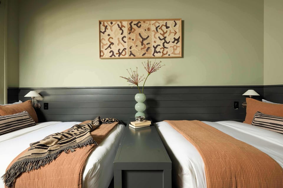 Bedroom 5 | Two Full Beds | Desk 
