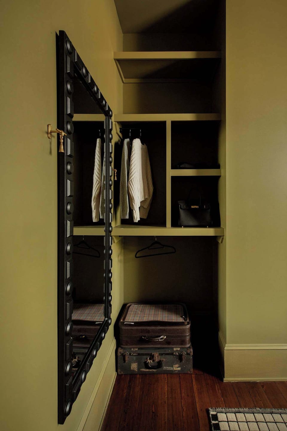 Built-in Shelves for Bedroom 5