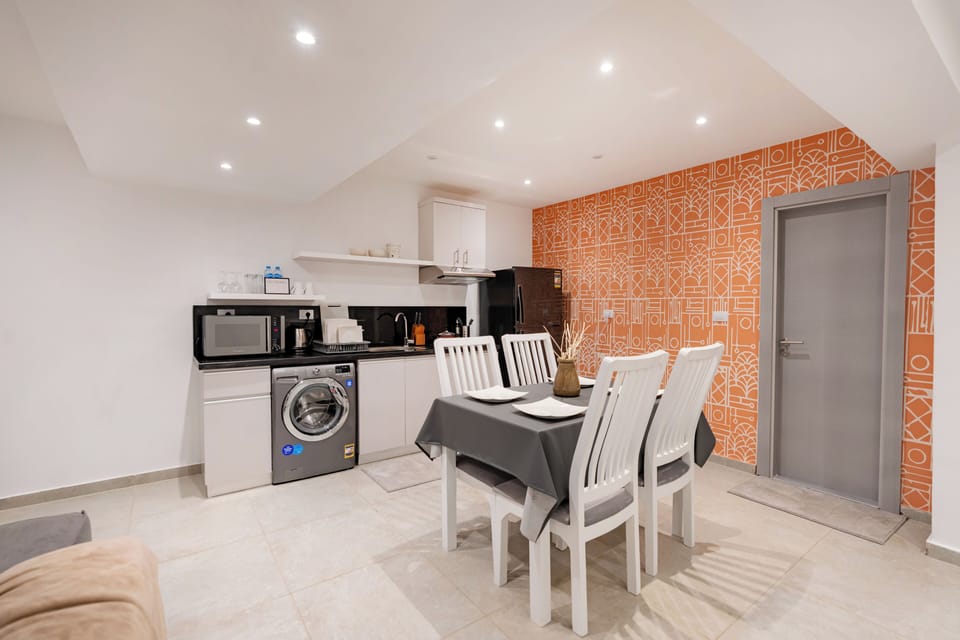 Apartment, 2 Bedrooms | Living area