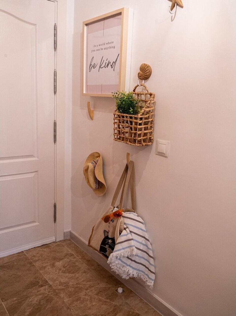 Entrance / Reception