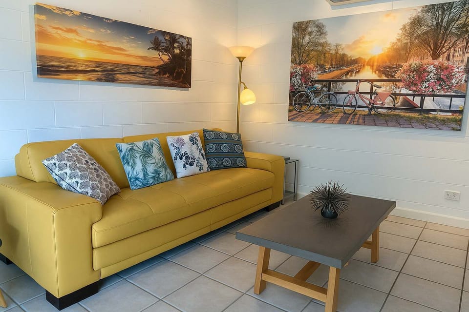 Comfortable Living Room with Smart TV – Walk to The Strand Beach