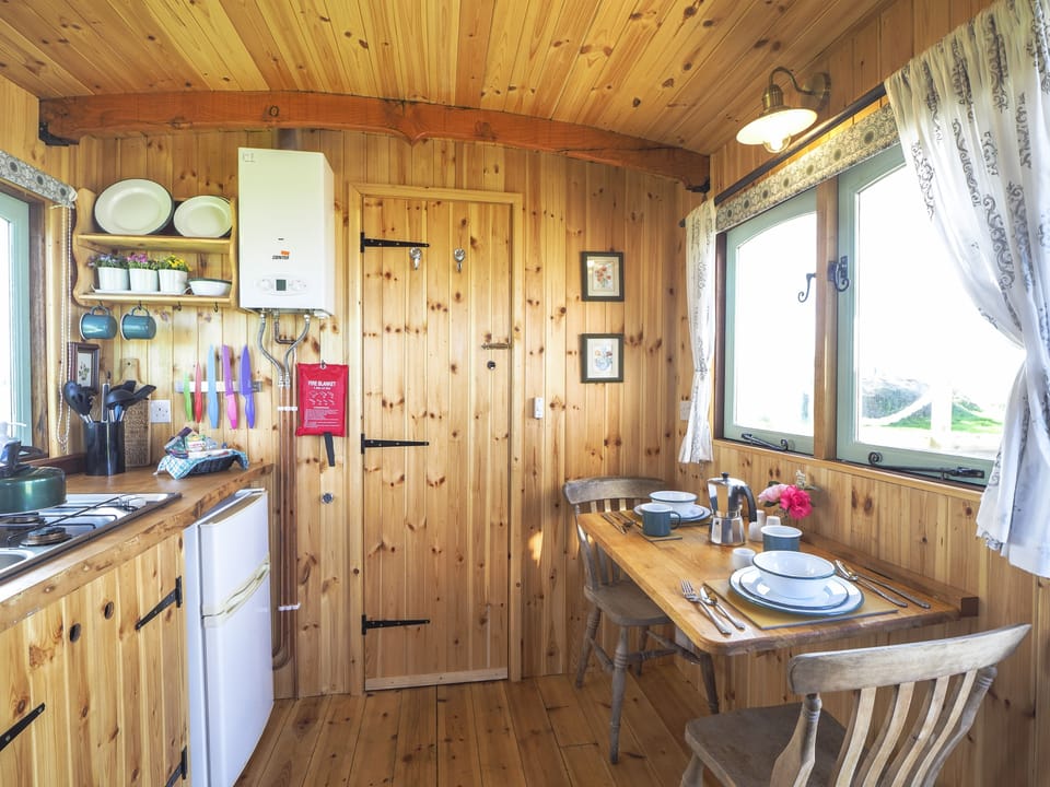 Kitchenette and table