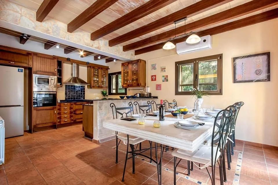 Equipped kitchen