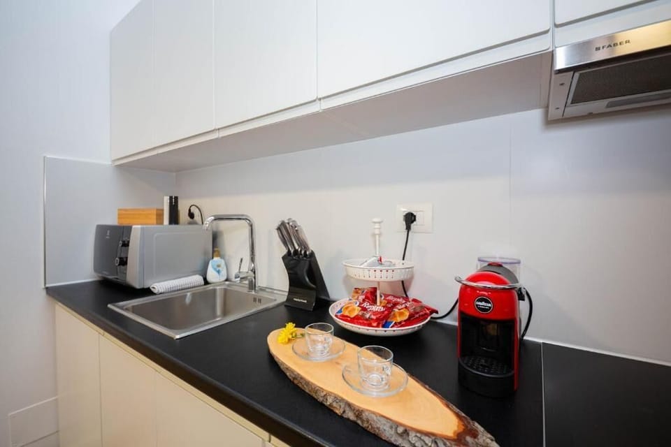 Apartment, 2 Bedrooms, Balcony, City View | Private kitchen | Fridge, microwave, stovetop, espresso maker