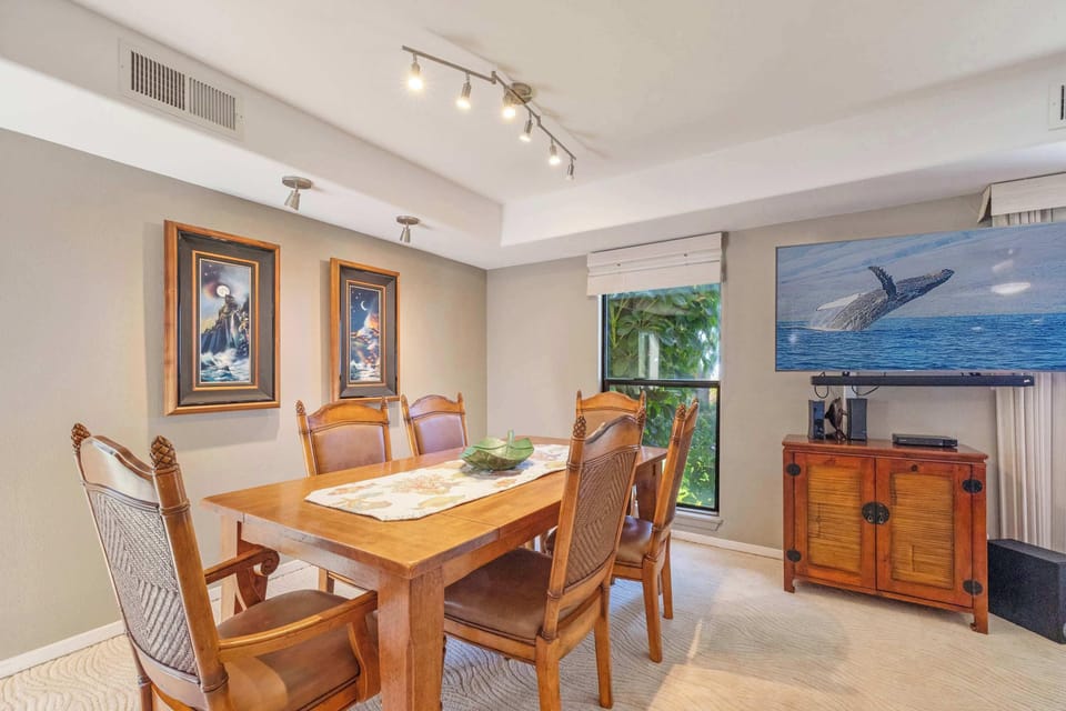 Apartment, Balcony, Ocean View | Dining