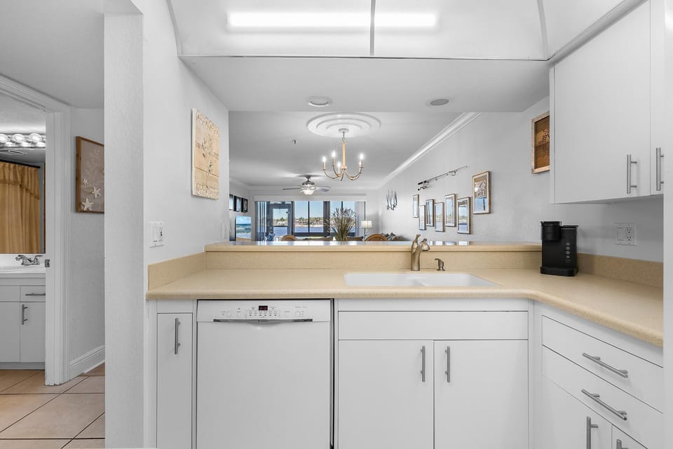 Condo, Multiple Beds (Bouchelle Island 102) | Interior
