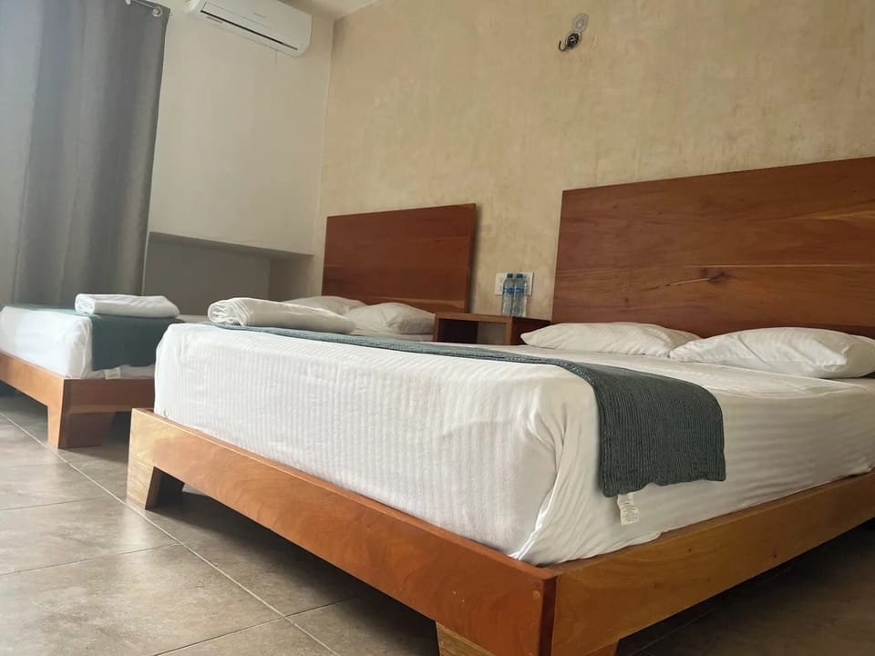 Superior Room, 2 Double Beds | WiFi (free)
