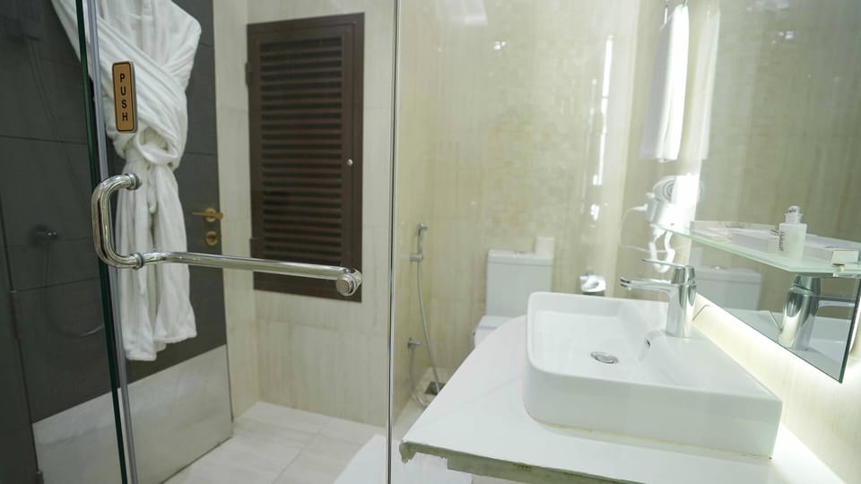 Free toiletries, hair dryer, bathrobes, slippers