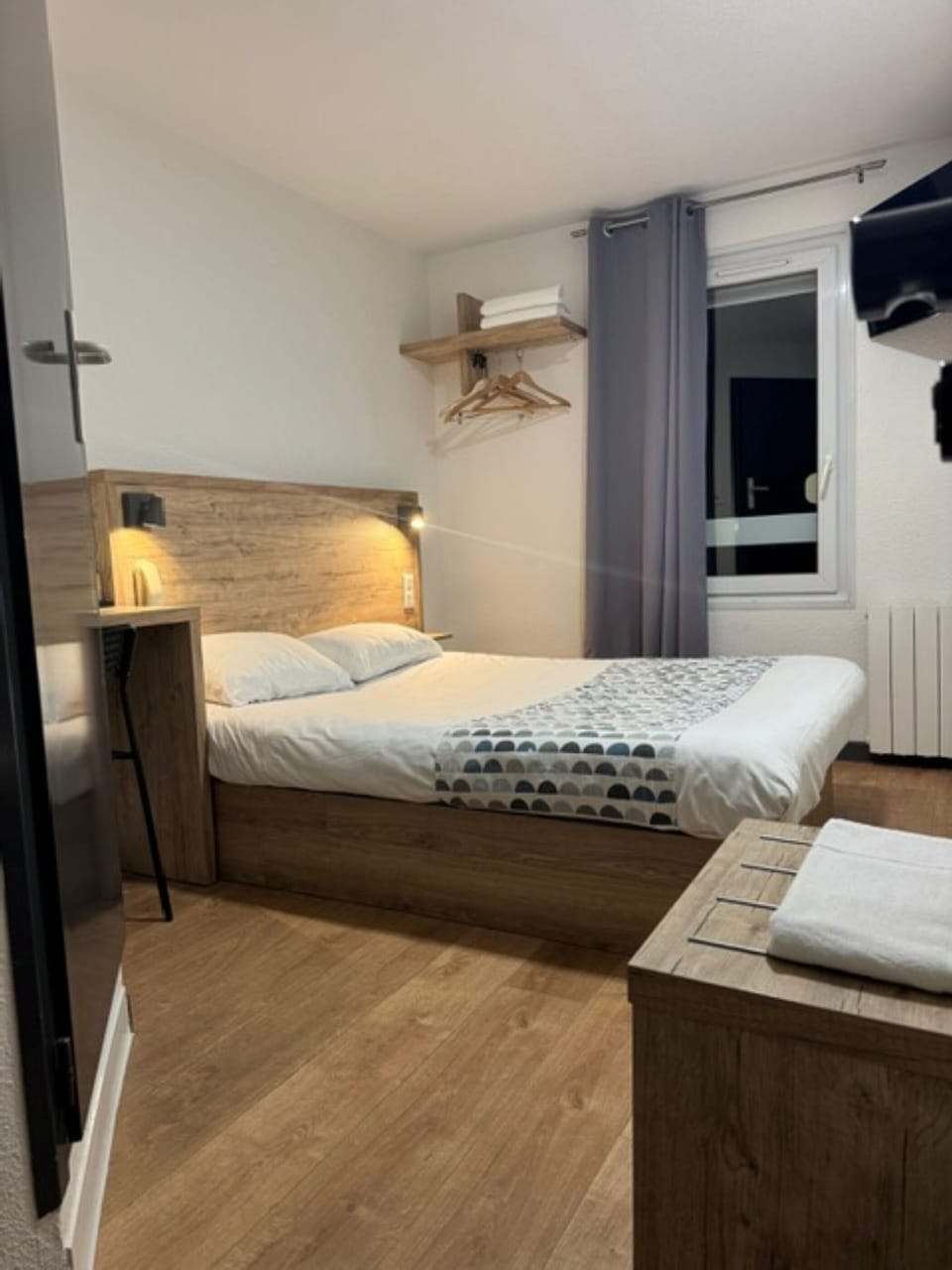 Double Room, Non Smoking, Private Bathroom | Desk, laptop workspace, free WiFi, wheelchair access