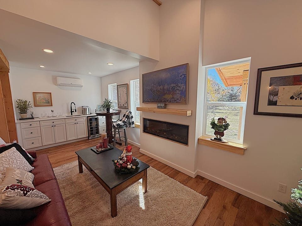Front Living Room w/Fireplace