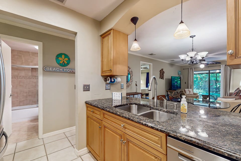 Fully equipped kitchen with everything you need to make your favorite meals