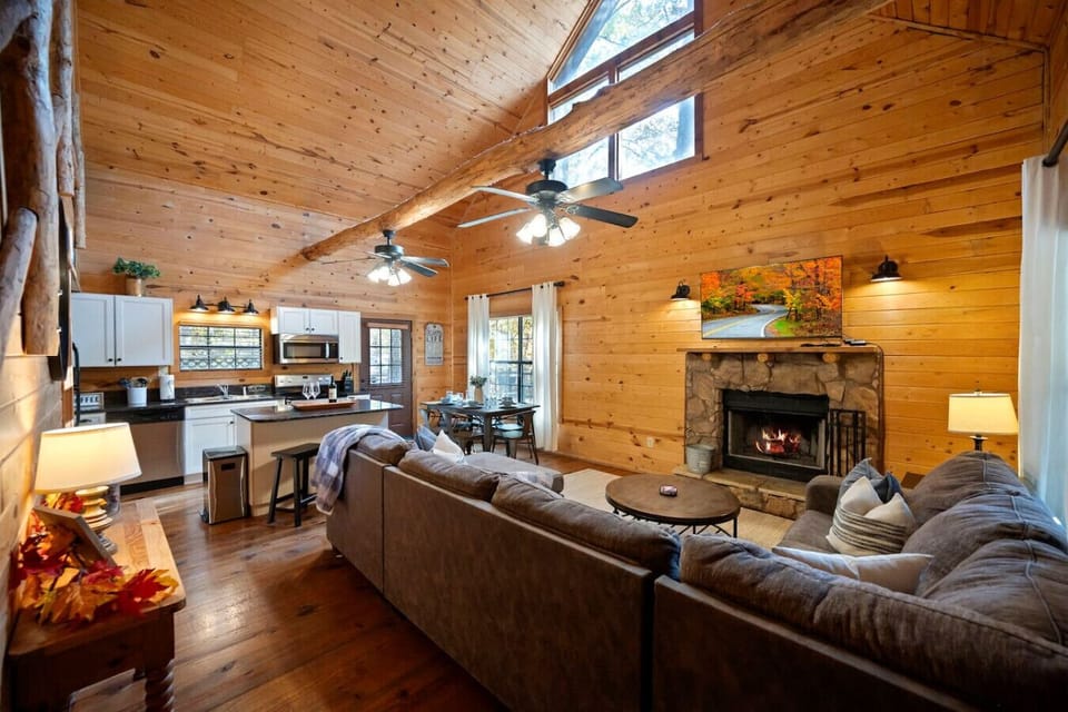 Enjoy comfort and thoughtful design in every corner, whether in the kitchen, living room, or throughout the home.