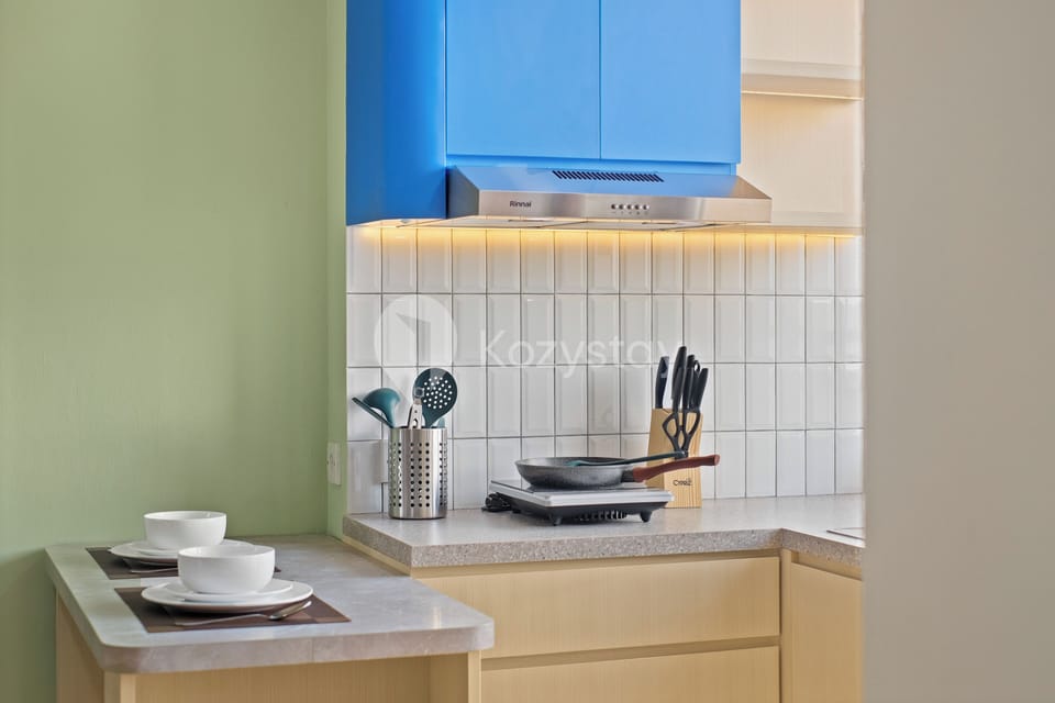Apartment, 2 Bedrooms, City View | Private kitchen | Full-size fridge, microwave, stovetop, rice cooker