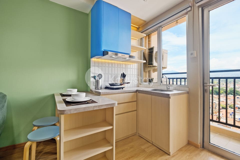 Apartment, 2 Bedrooms, City View | Private kitchen | Full-size fridge, microwave, stovetop, rice cooker