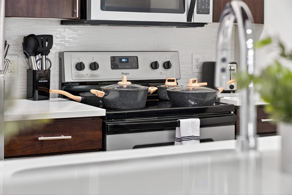 Fully-equipped cooktop for delicious home-cooked feasts.