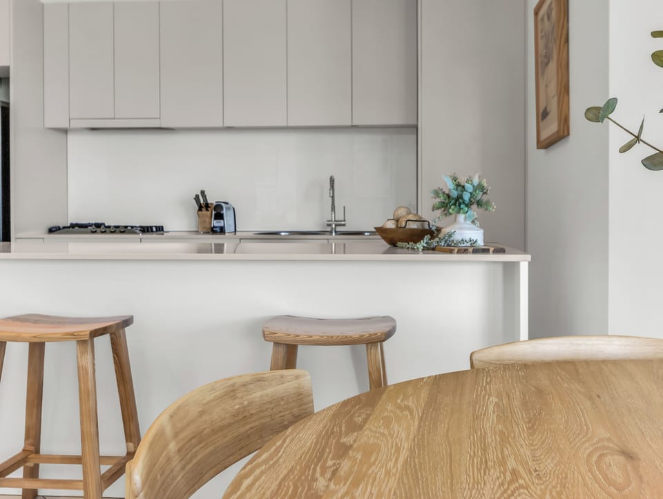 Luxury Apartment, Balcony, Park View | Dining room