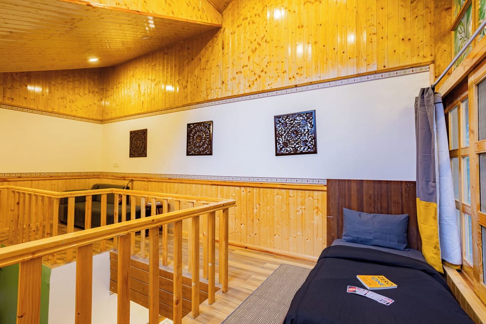 Duplex Triple Room with Balcony | Free WiFi, bed sheets