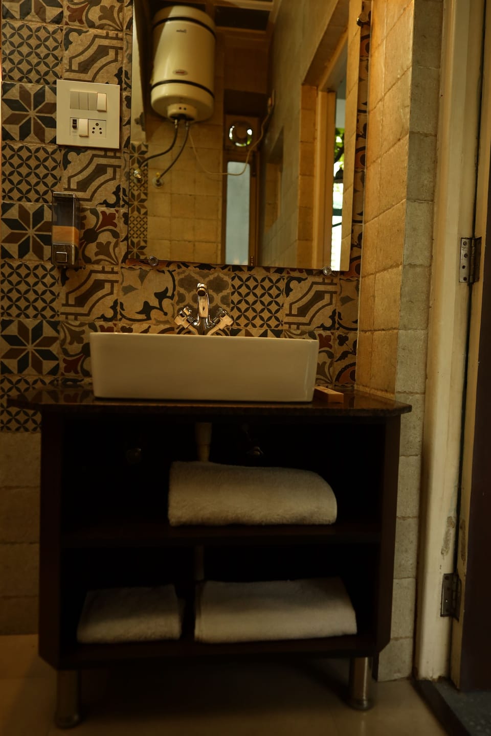Classic Room | Bathroom