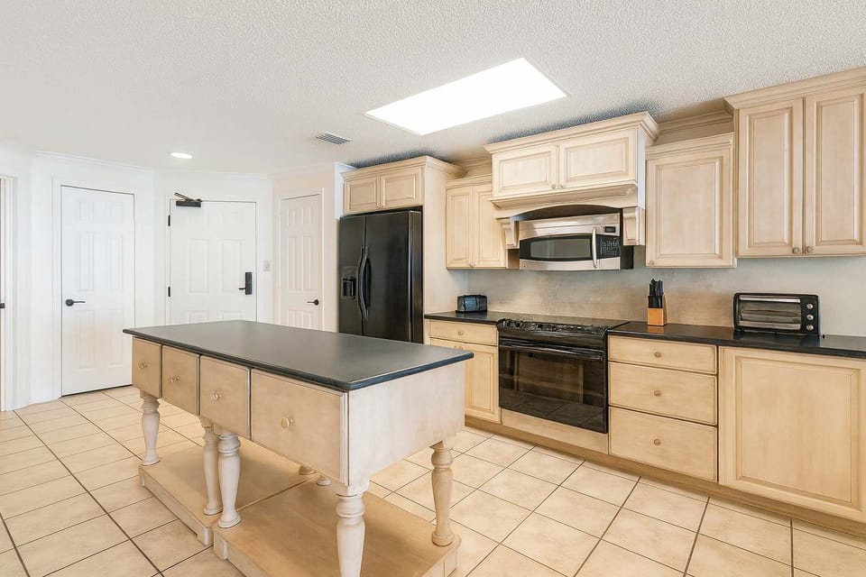 Open Kitchen 