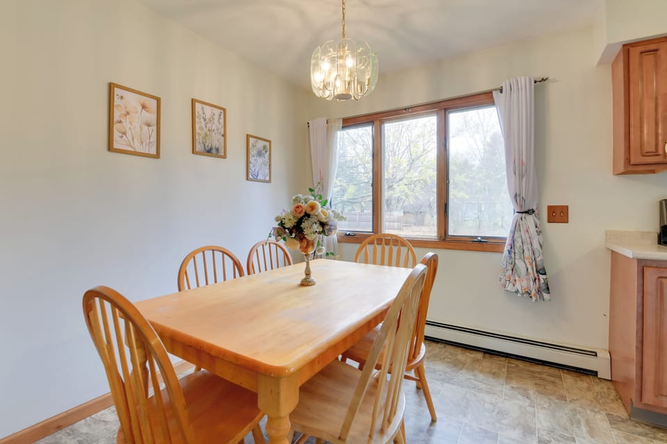 House (2 Bedrooms) | Interior