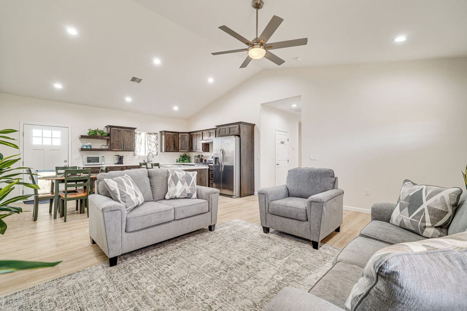 House (3 Bedrooms) | Interior
