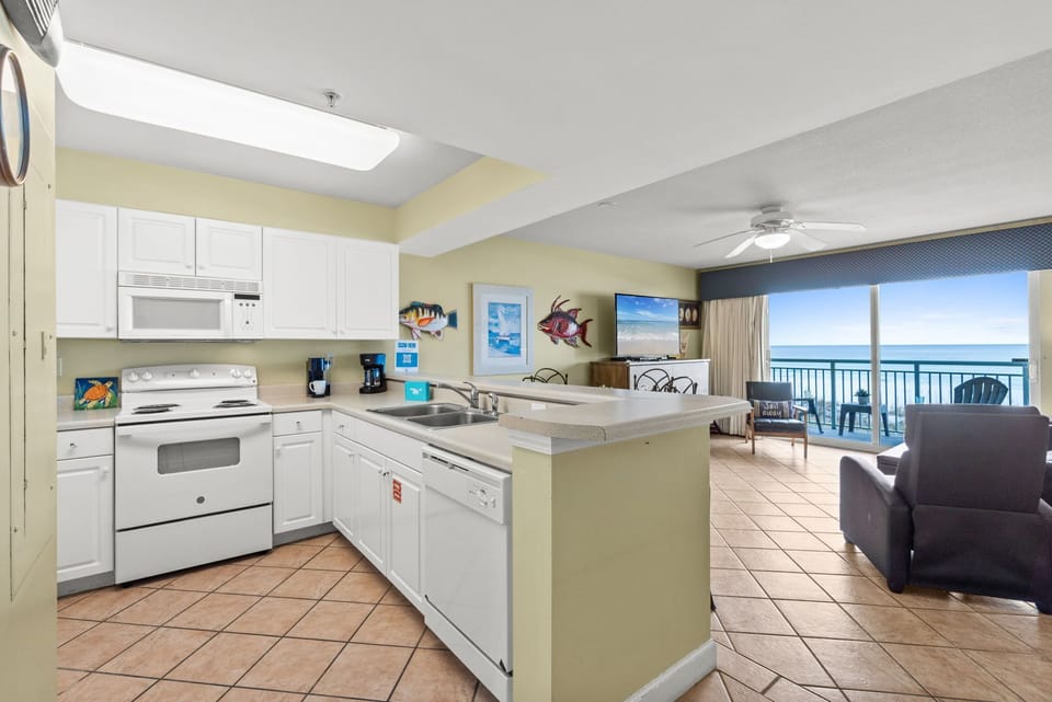 Kitchen - Fully equipped kitchen.
