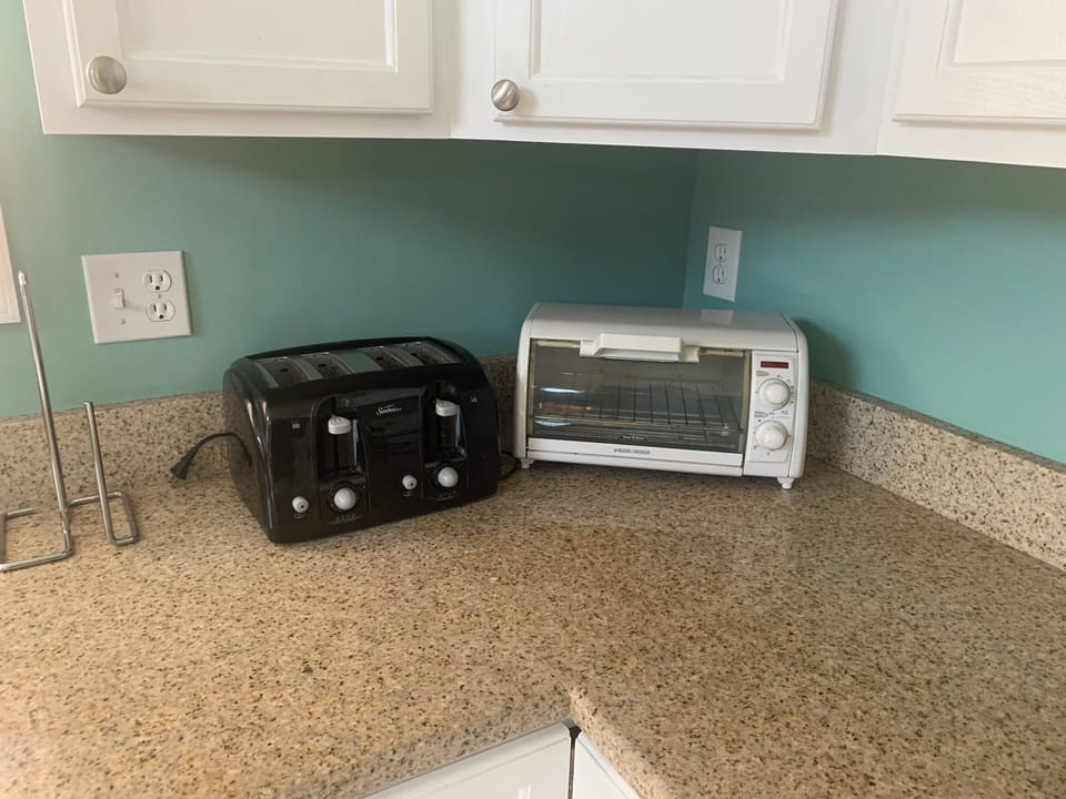 Kitchen counter