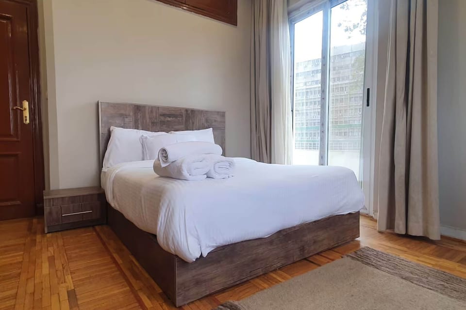 Apartment, 2 Bedrooms, Lake View | Bed sheets