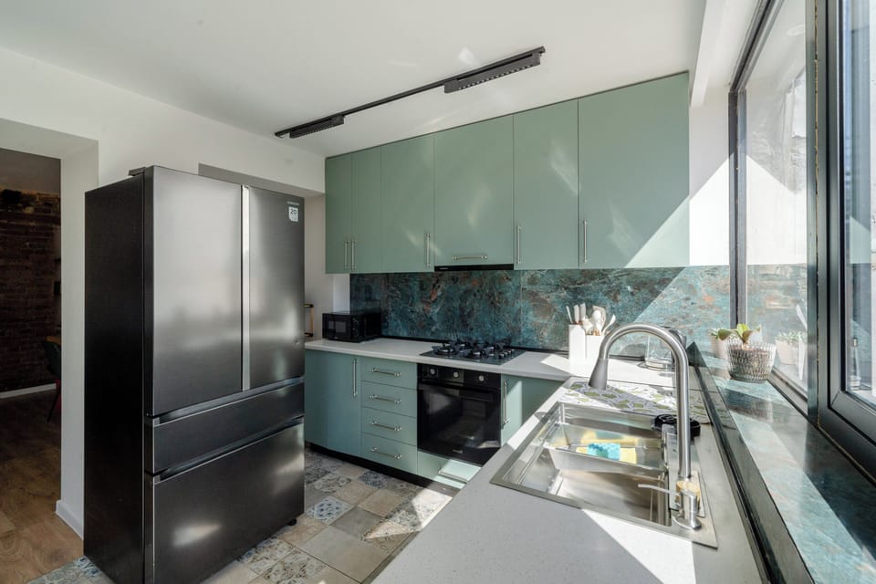 Comfort Villa, 3 Bedrooms, Lanai, Courtyard View | Private kitchen | Electric kettle