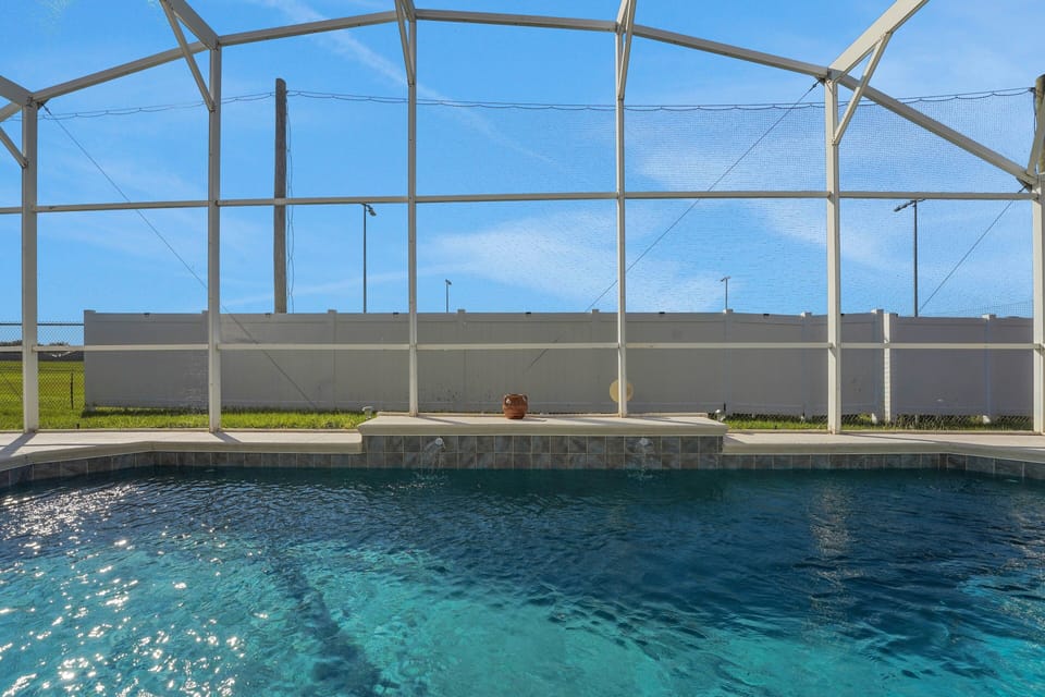 Pool, Water, Swimming Pool, Outdoors, Shelter