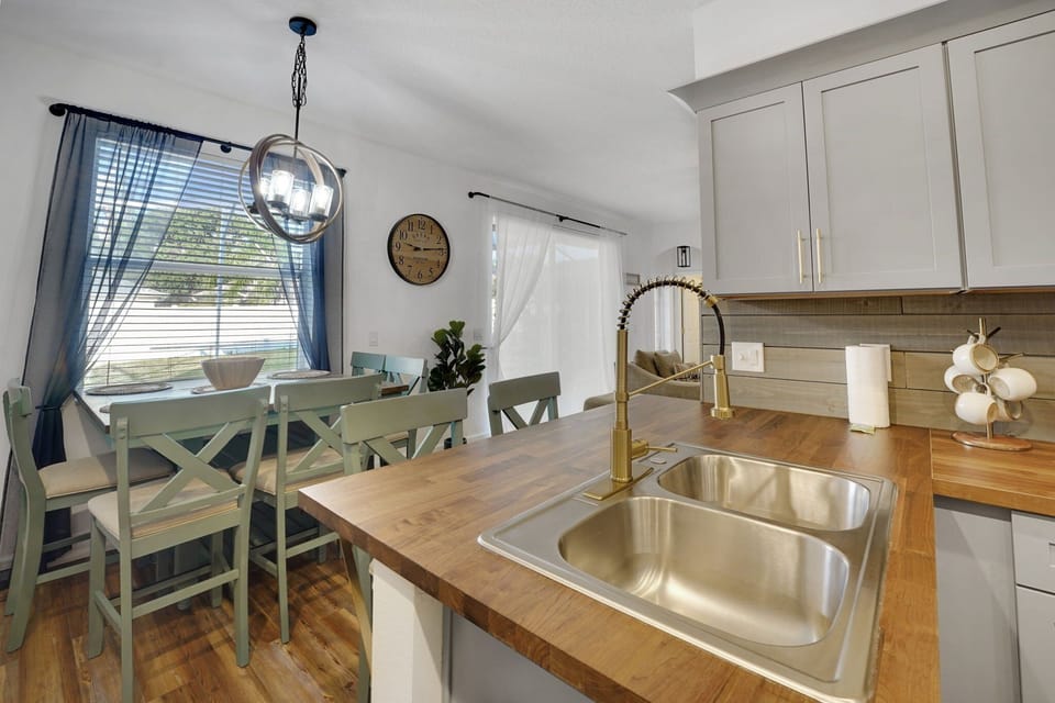 Indoors, Hardwood, Sink, Sink Faucet, Architecture
