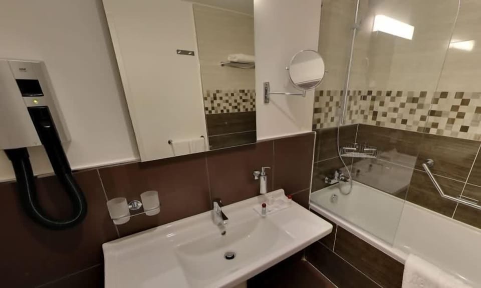 Free toiletries, hair dryer, towels, soap