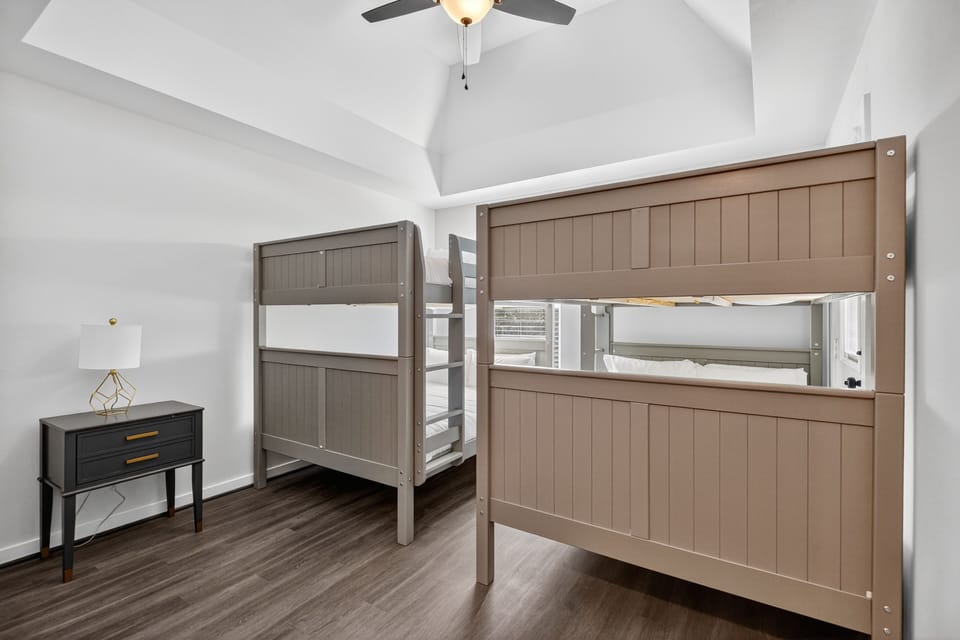 Bedroom 3 Unit B
